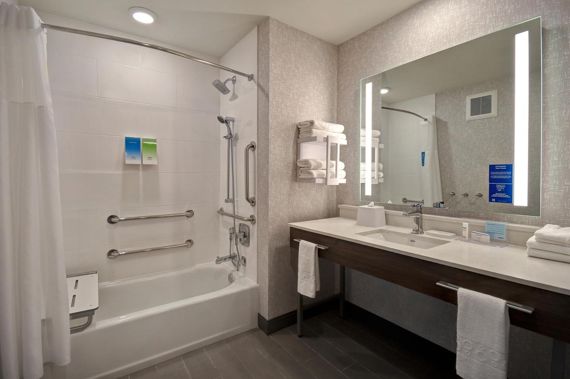 Hampton Inn & Suites Las Vegas Convention Center - No Resort Fee Ngoại thất bức ảnh